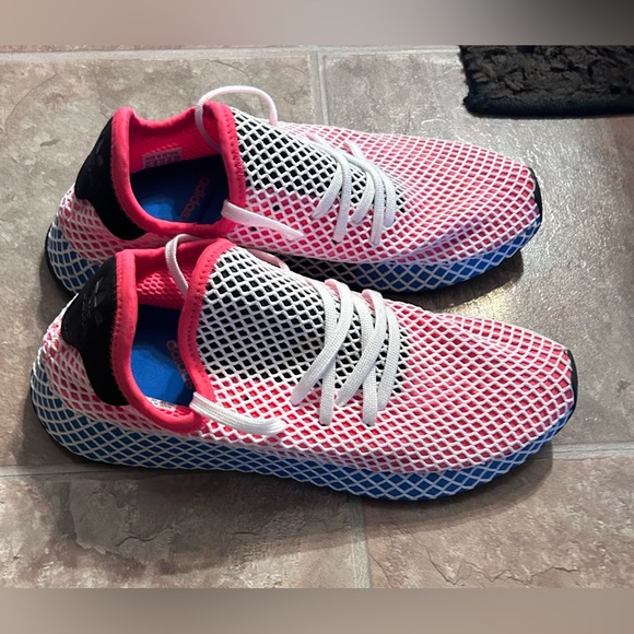 Adidas sneakers - Picture 2 of 4